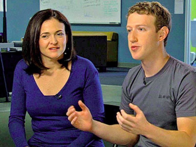 Mark Zuckerberg đã giúp Facebook thống trị thế giới thế nào